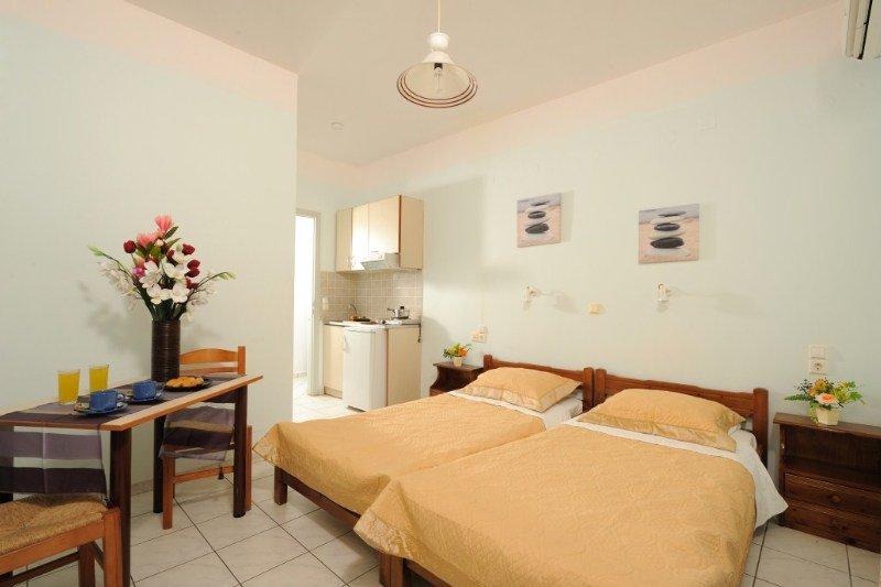 Ilios Stalis Aparthotel Exterior photo